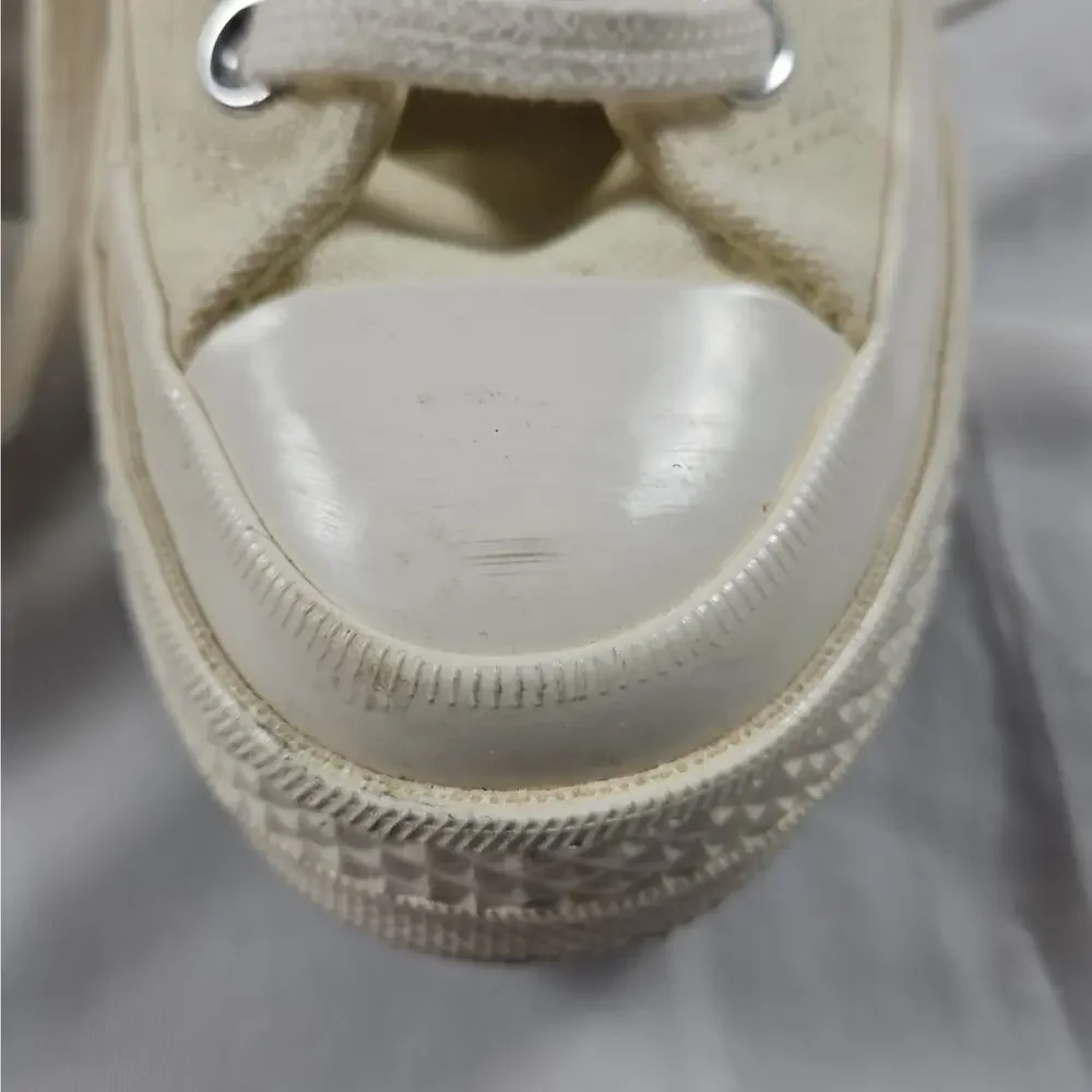 Unisex M4 W6 Chuck 70 High Milk White CDG Heart Sneakers by Converse